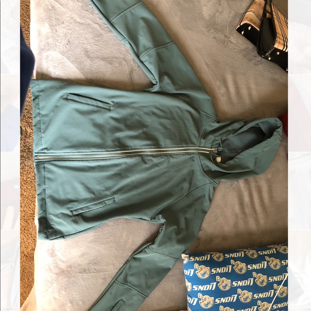 Fabletics jacket